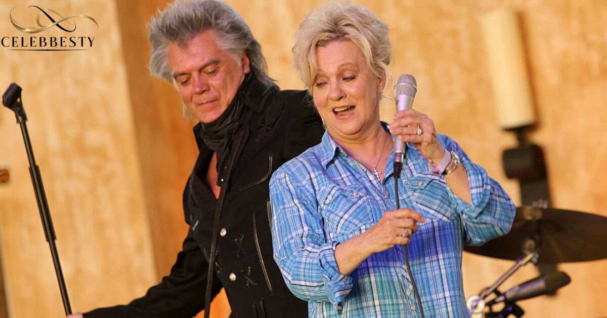 marty-stuart-wife 